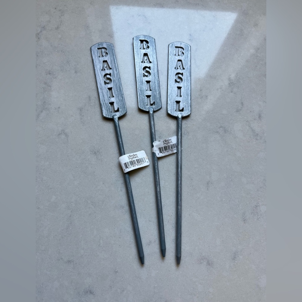 New Metal Gardening Stakes “Basil” set of 3